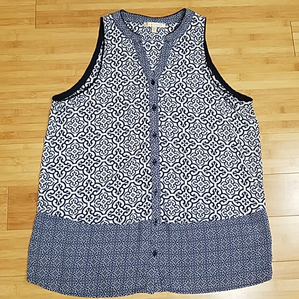 Stitchfix Skies Are Blue Button Down Tank